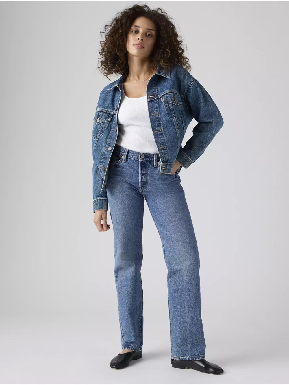 Levi's Women's 501 90s Straight Leg Jeans in Medium Blue 24 x 29